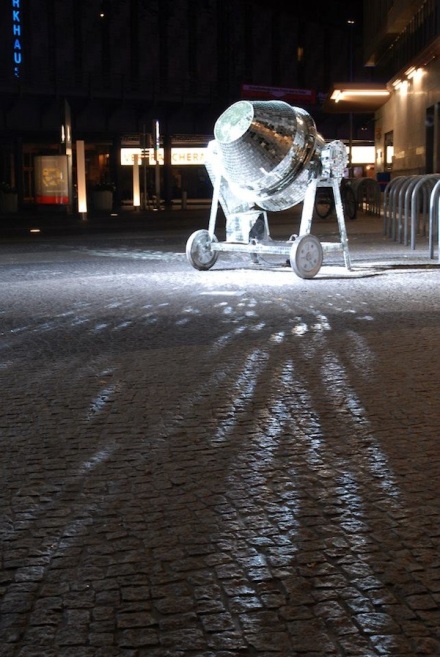 Krzysztof-Olszewski-KED-art-Polish-disco-boring-objects-cement